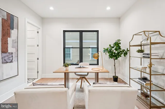 $2,395,000 | 6707 Hallwood Avenue, Falls Church, VA 22046