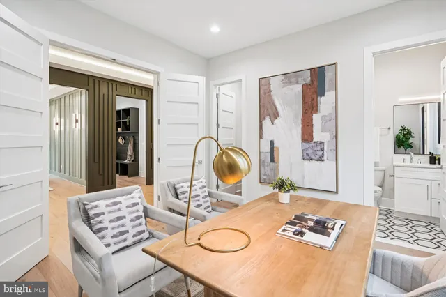 $2,395,000 | 6707 Hallwood Avenue, Falls Church, VA 22046