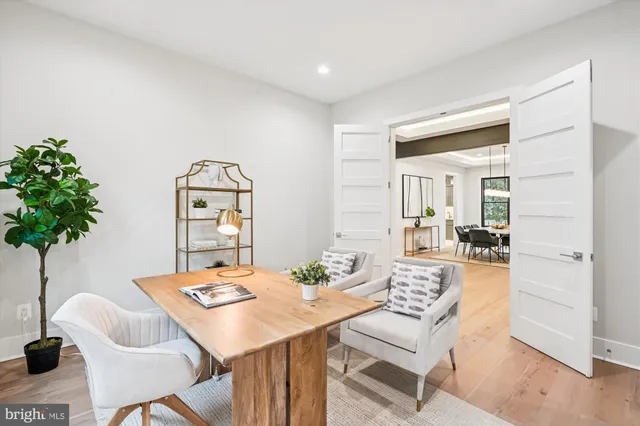 $2,395,000 | 6707 Hallwood Avenue, Falls Church, VA 22046