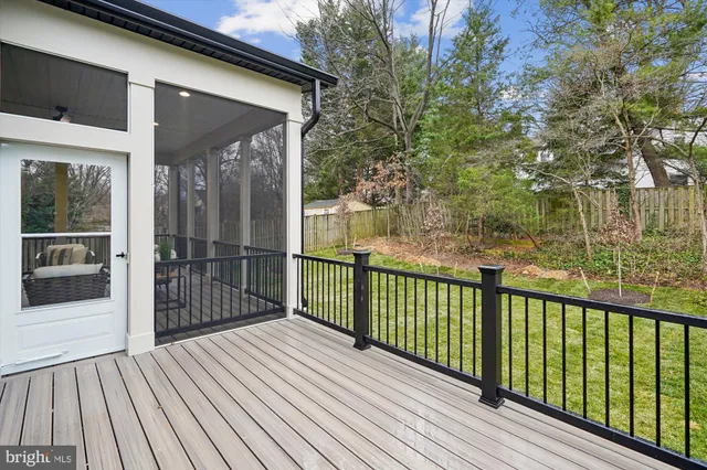 $2,395,000 | 6707 Hallwood Avenue, Falls Church, VA 22046