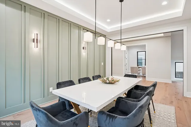 $2,395,000 | 6707 Hallwood Avenue, Falls Church, VA 22046