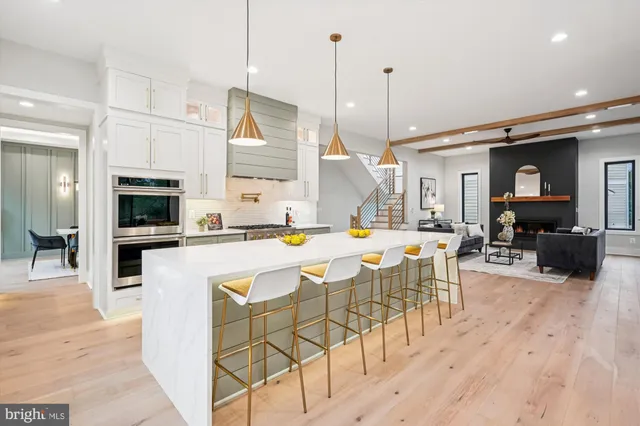 $2,395,000 | 6707 Hallwood Avenue, Falls Church, VA 22046