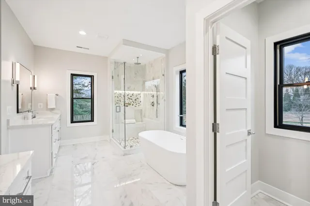 $2,395,000 | 6707 Hallwood Avenue, Falls Church, VA 22046