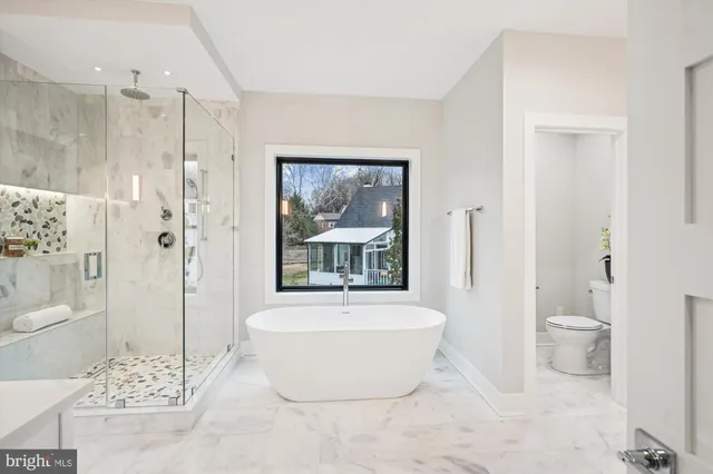 $2,395,000 | 6707 Hallwood Avenue, Falls Church, VA 22046