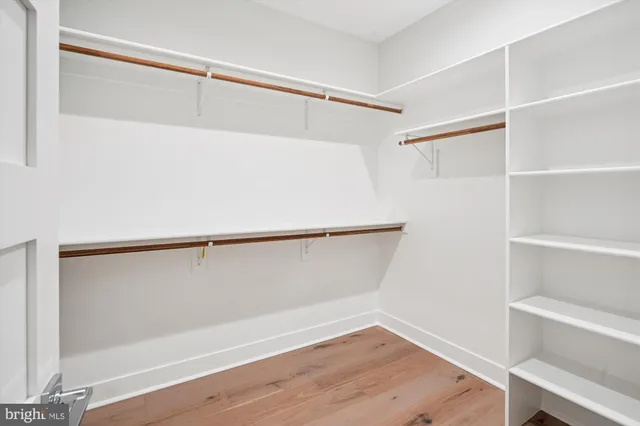 $2,395,000 | 6707 Hallwood Avenue, Falls Church, VA 22046