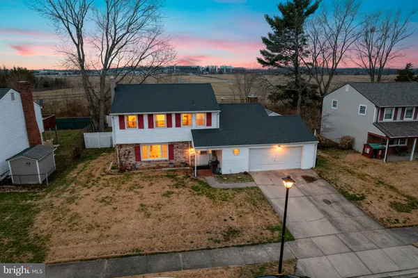 $299,000 | 813 Bacon Avenue, Dover, DE 19901