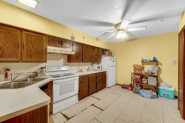 $179,999 | 1215 Scott Avenue, Chicago Heights, IL 60411