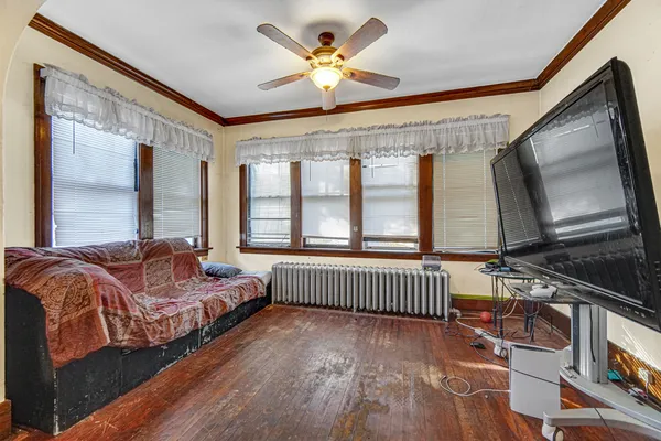 $179,999 | 1215 Scott Avenue, Chicago Heights, IL 60411