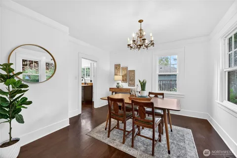 $895,000 | 7876 Maple Avenue Southeast, Snoqualmie, WA 98065