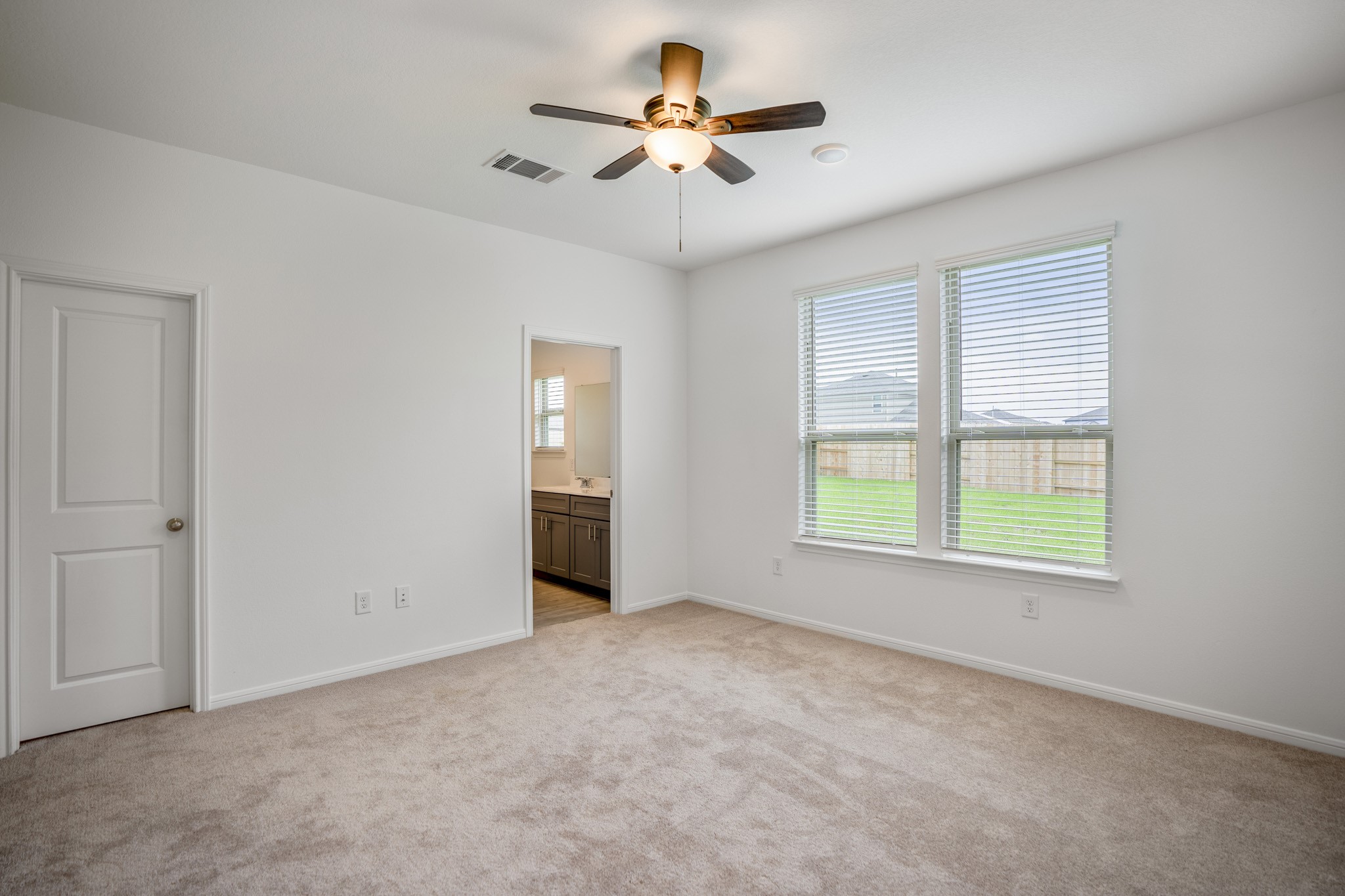 16915 Elm Grove Road Conroe, TX 77302 - Photo 13 of 23