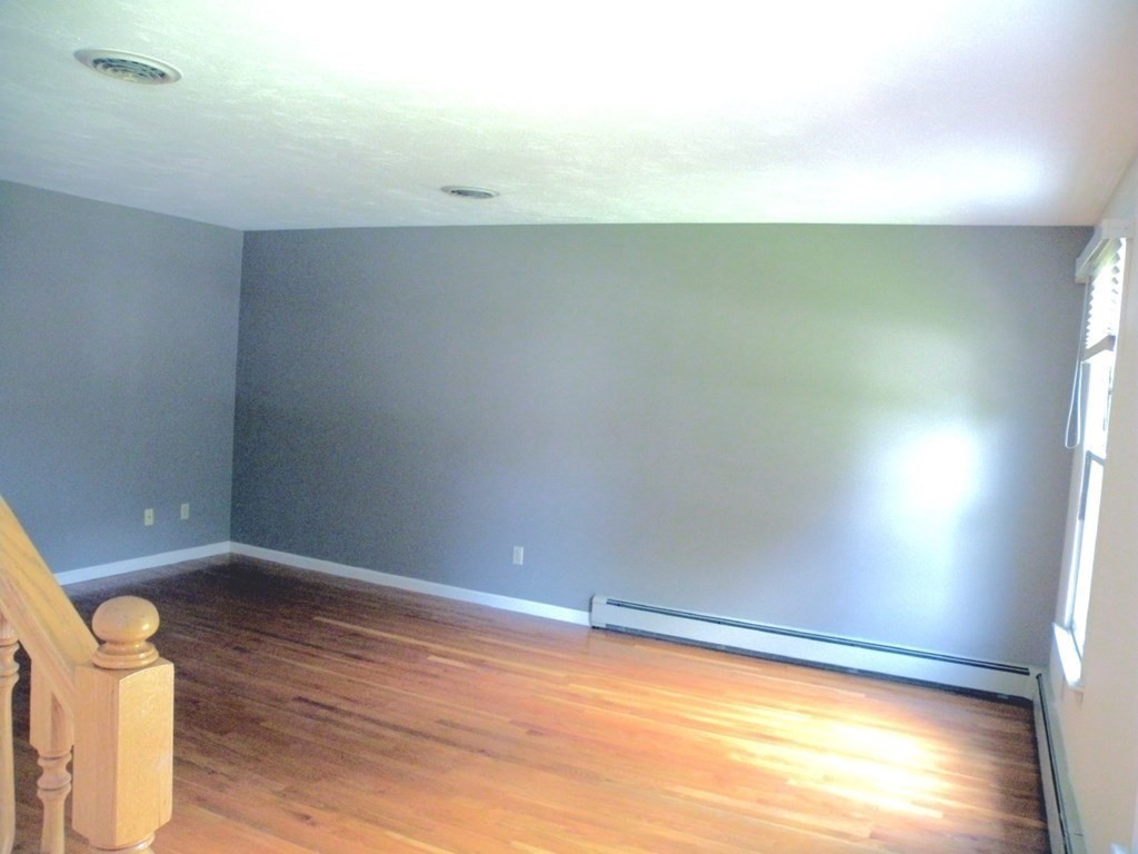 9 Windham Circle Canton, MA 02021 - Photo 3 of 27 Gallery Image 3