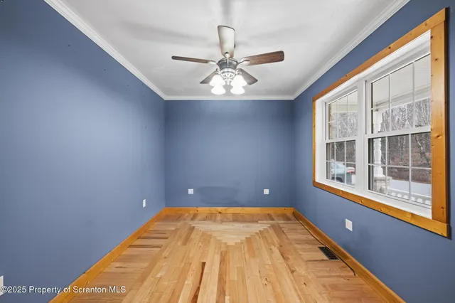 $420,000 | 25 McIntosh Drive, Carbondale, PA 18407