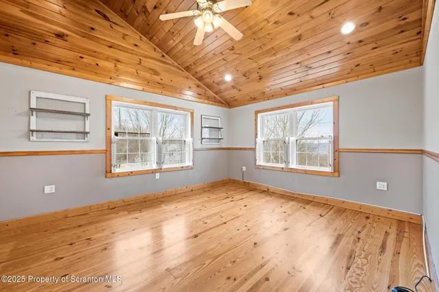 $420,000 | 25 McIntosh Drive, Carbondale, PA 18407