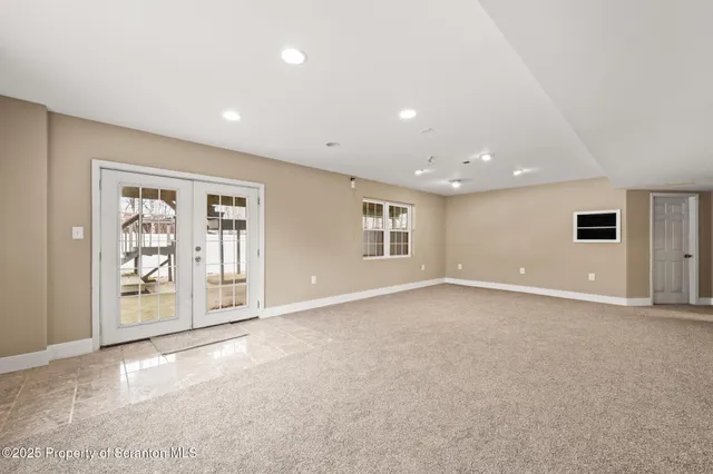 $420,000 | 25 McIntosh Drive, Carbondale, PA 18407