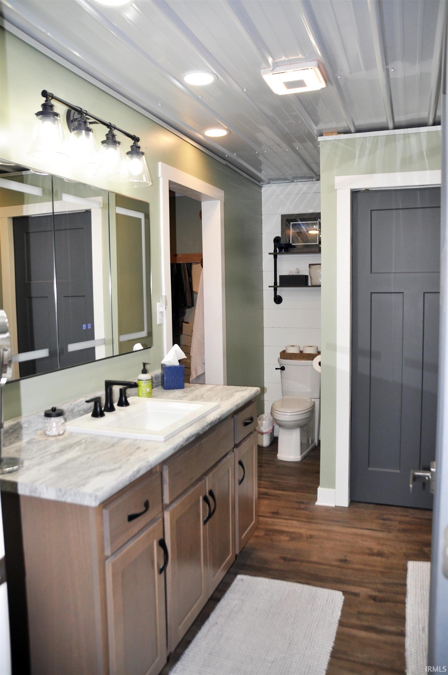 2185 West Keiser Road Columbia City, IN 46725 - Photo 12 of 19