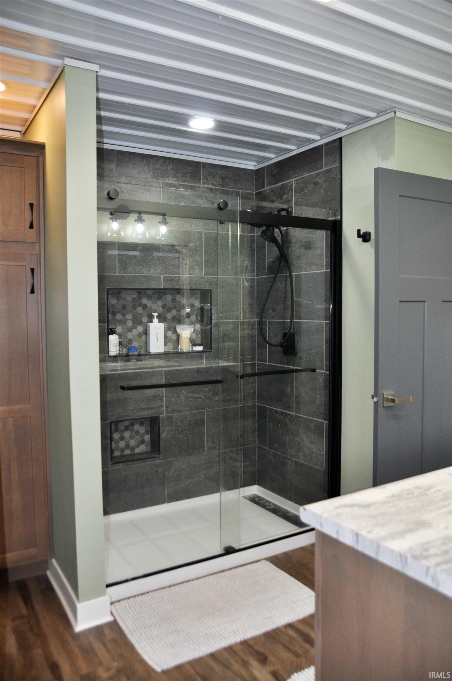 2185 West Keiser Road Columbia City, IN 46725 - Photo 13 of 19