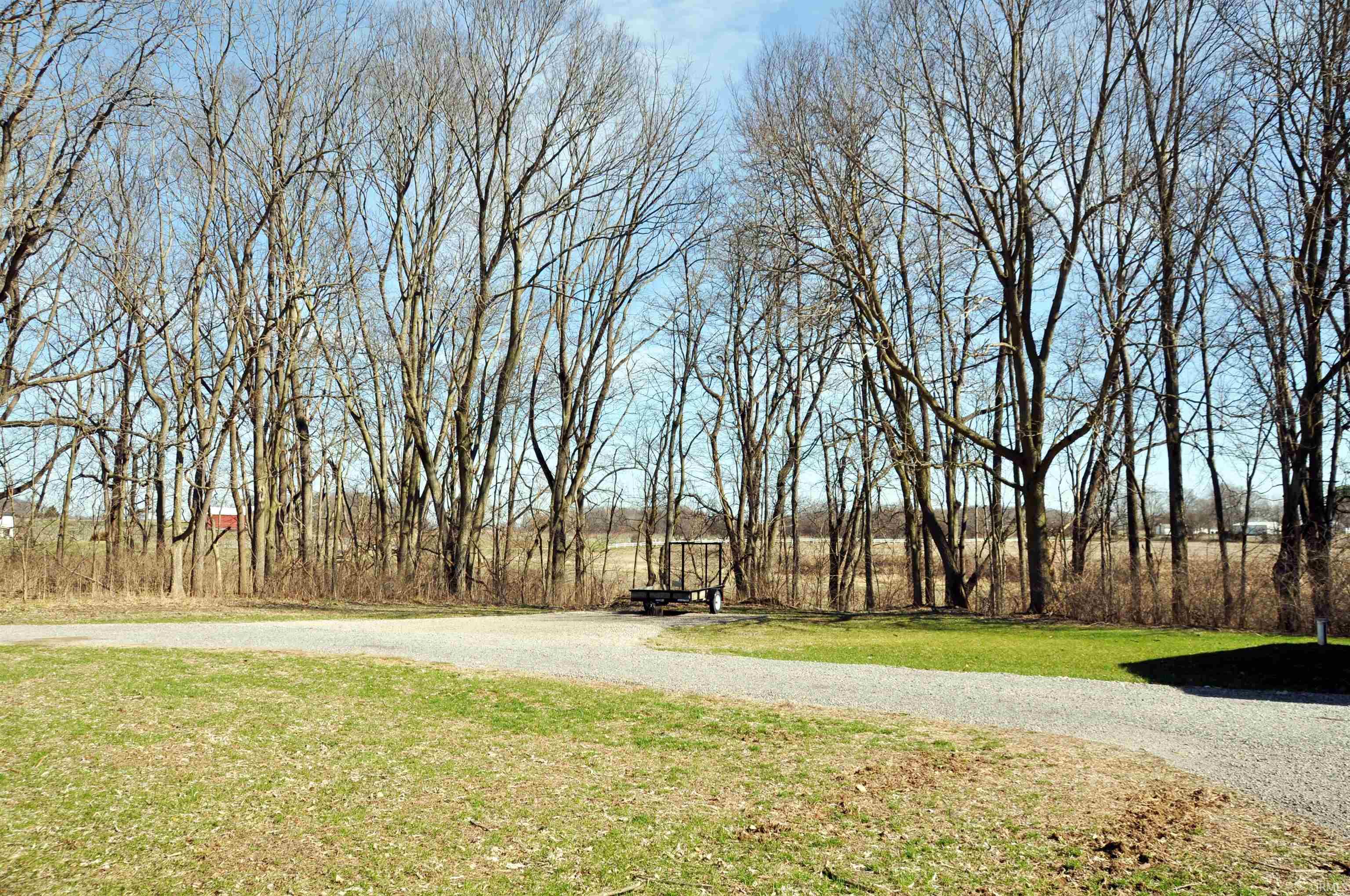 2185 West Keiser Road Columbia City, IN 46725 - Photo 3 of 19