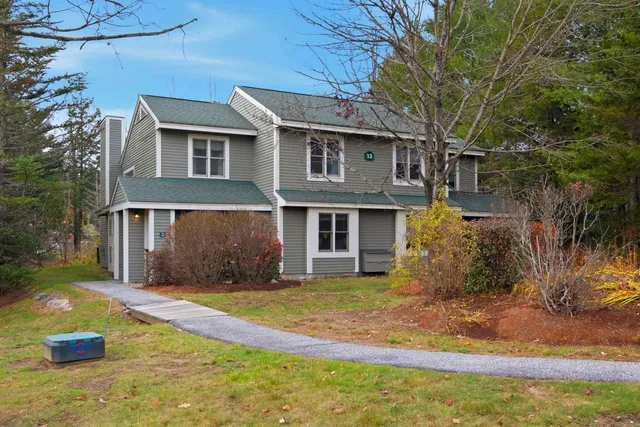 $620,000 | 13 Woodsview Lane, Unit 2, Lincoln, NH 03251