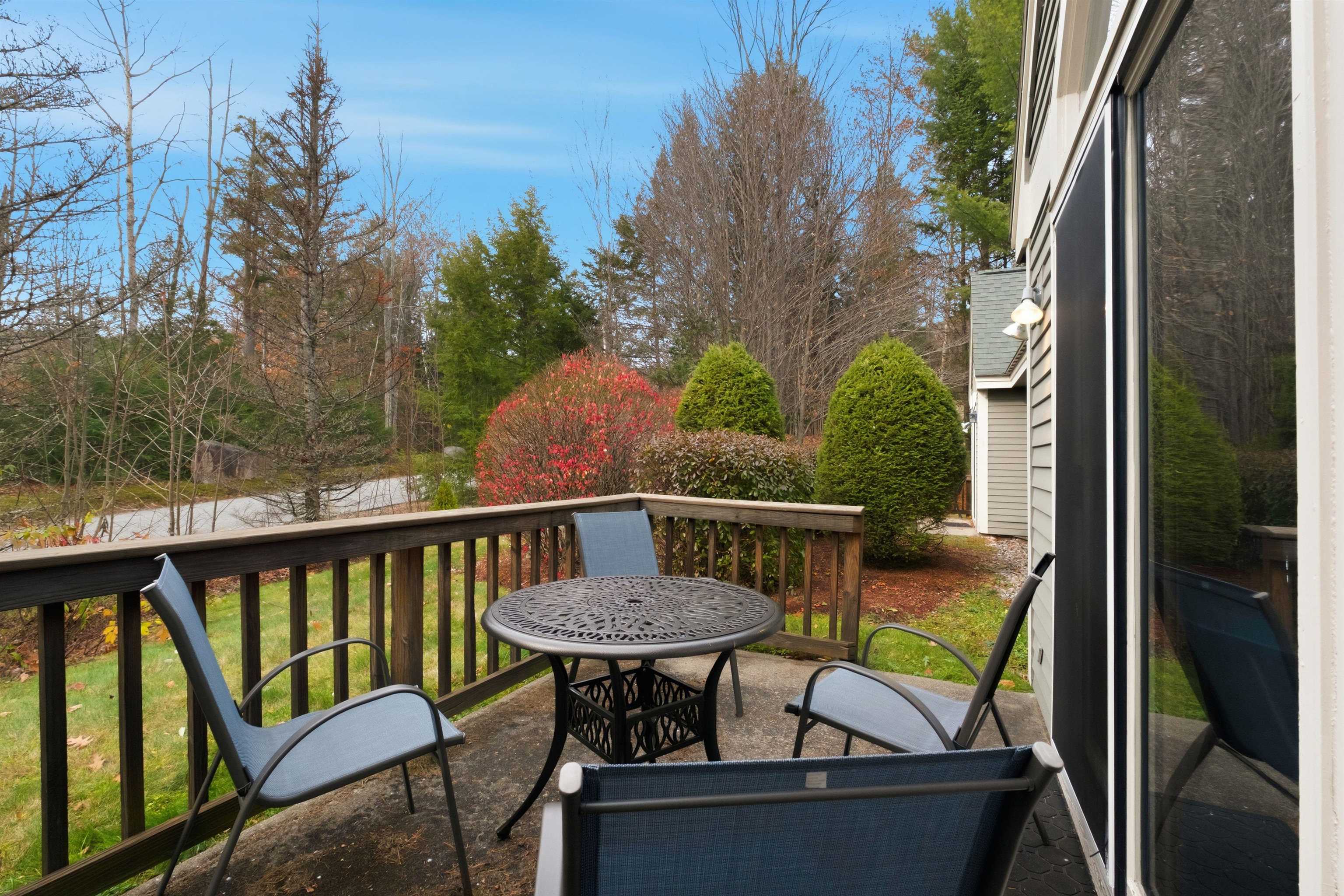 13 Woodsview Lane, Unit 2 Lincoln, NH 03251 - Photo 14 of 47