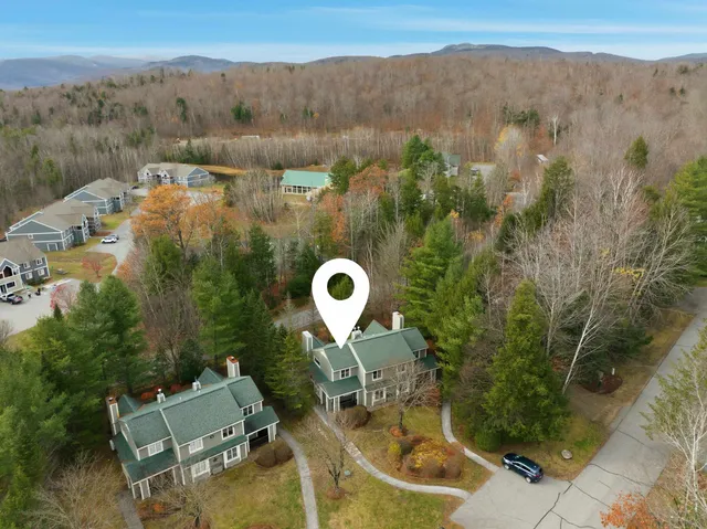 $620,000 | 13 Woodsview Lane, Unit 2, Lincoln, NH 03251