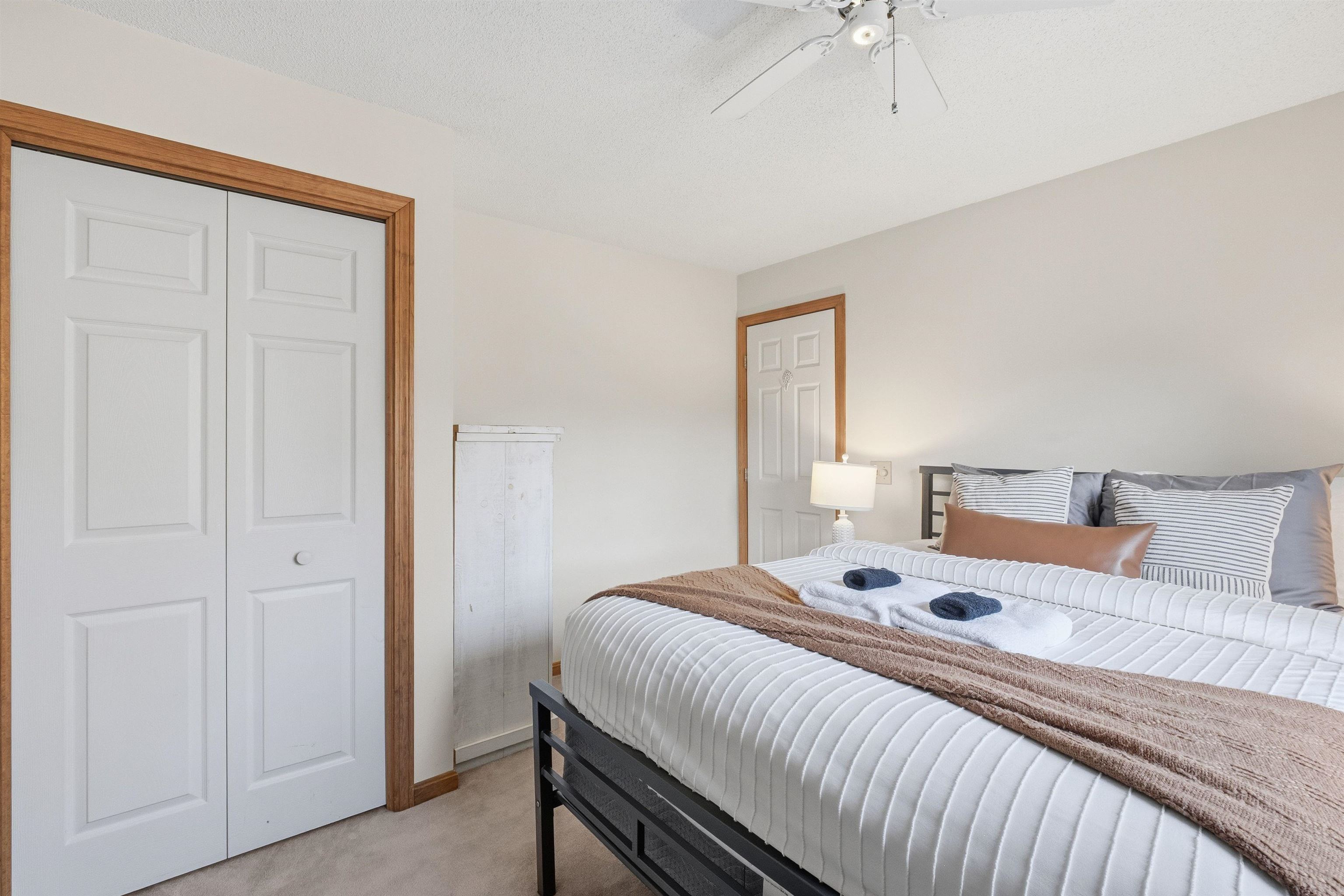 13 Woodsview Lane, Unit 2 Lincoln, NH 03251 - Photo 33 of 47