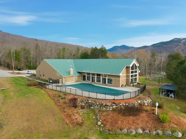 $620,000 | 13 Woodsview Lane, Unit 2, Lincoln, NH 03251