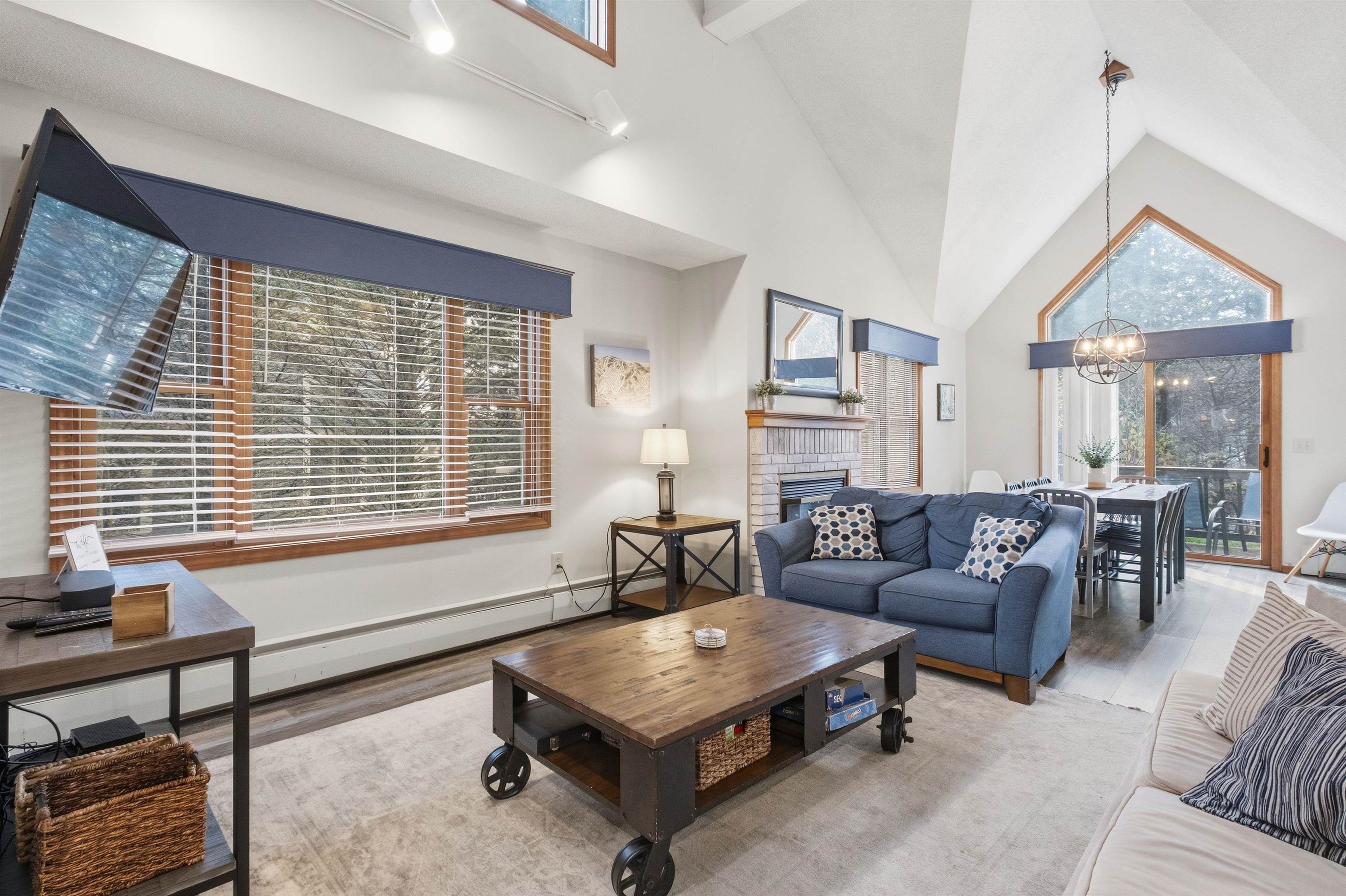 13 Woodsview Lane, Unit 2 Lincoln, NH 03251 - Photo 7 of 47