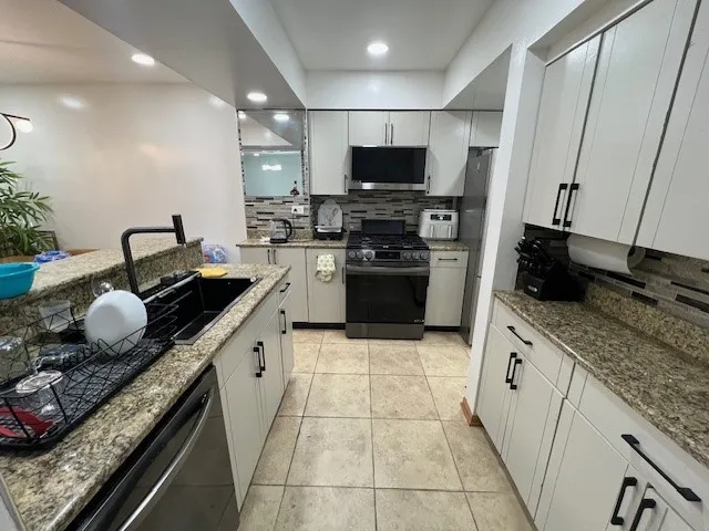 $377,900 | 468 Harmony Drive, Wheeling, IL 60090