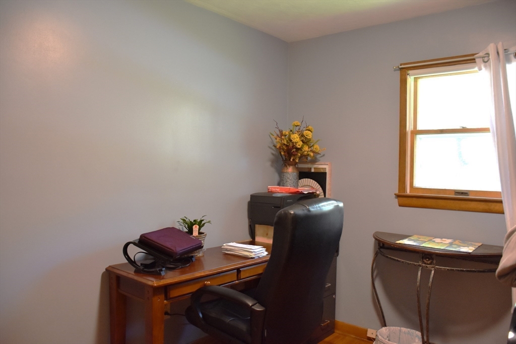 4 Pineview Road Dudley, MA 01571 - Photo 12 of 23 Gallery Image 12