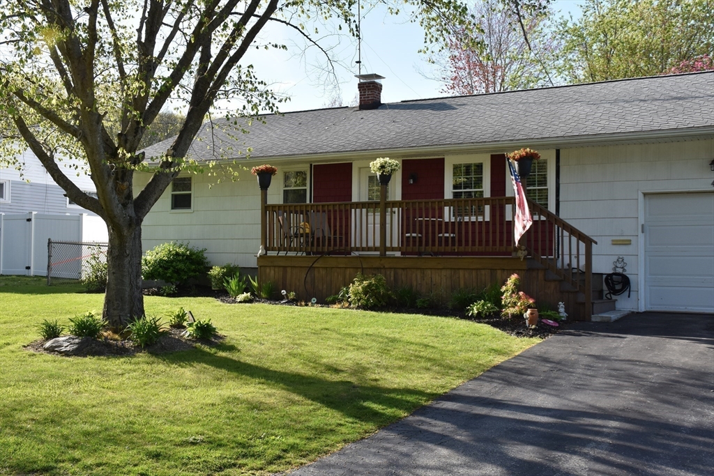 4 Pineview Road Dudley, MA 01571 - Photo 2 of 23 Gallery Image 2