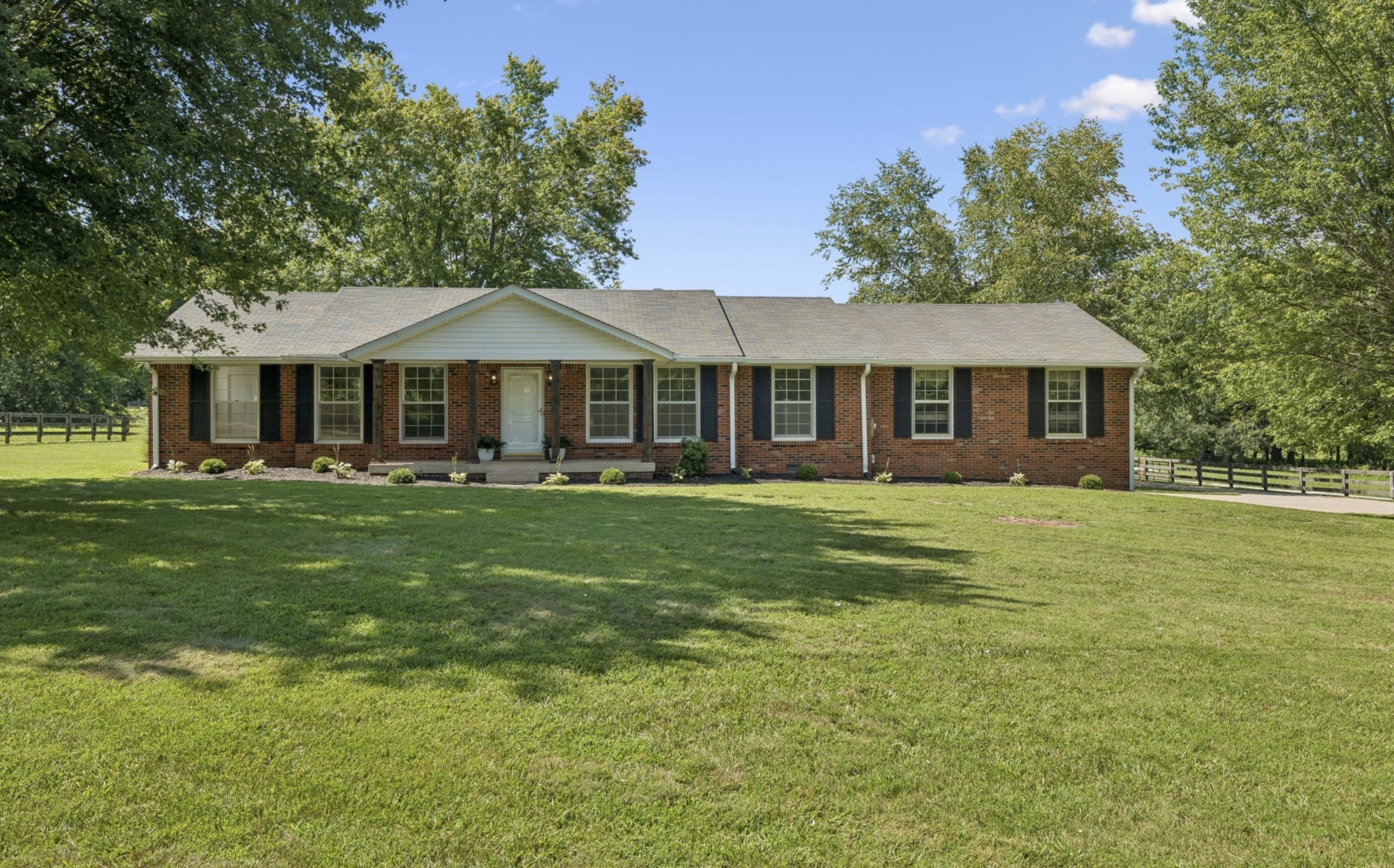 920 Clearview Road Cottontown, TN 37048 - Photo 10 of 60 Gallery Image 10