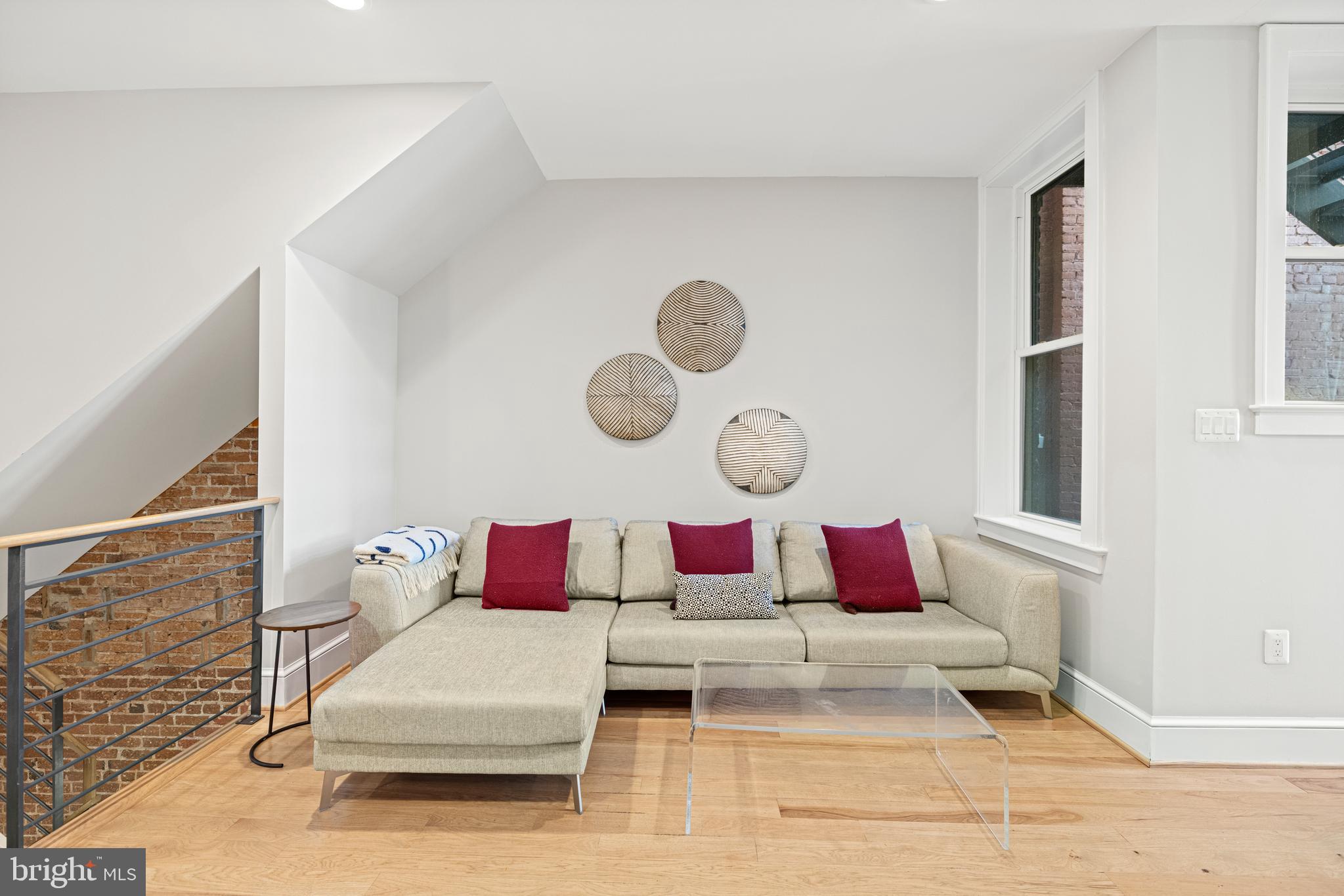 1135 Harvard Street Northwest, Unit 1 Washington, DC 20009 - Photo 4 of 31