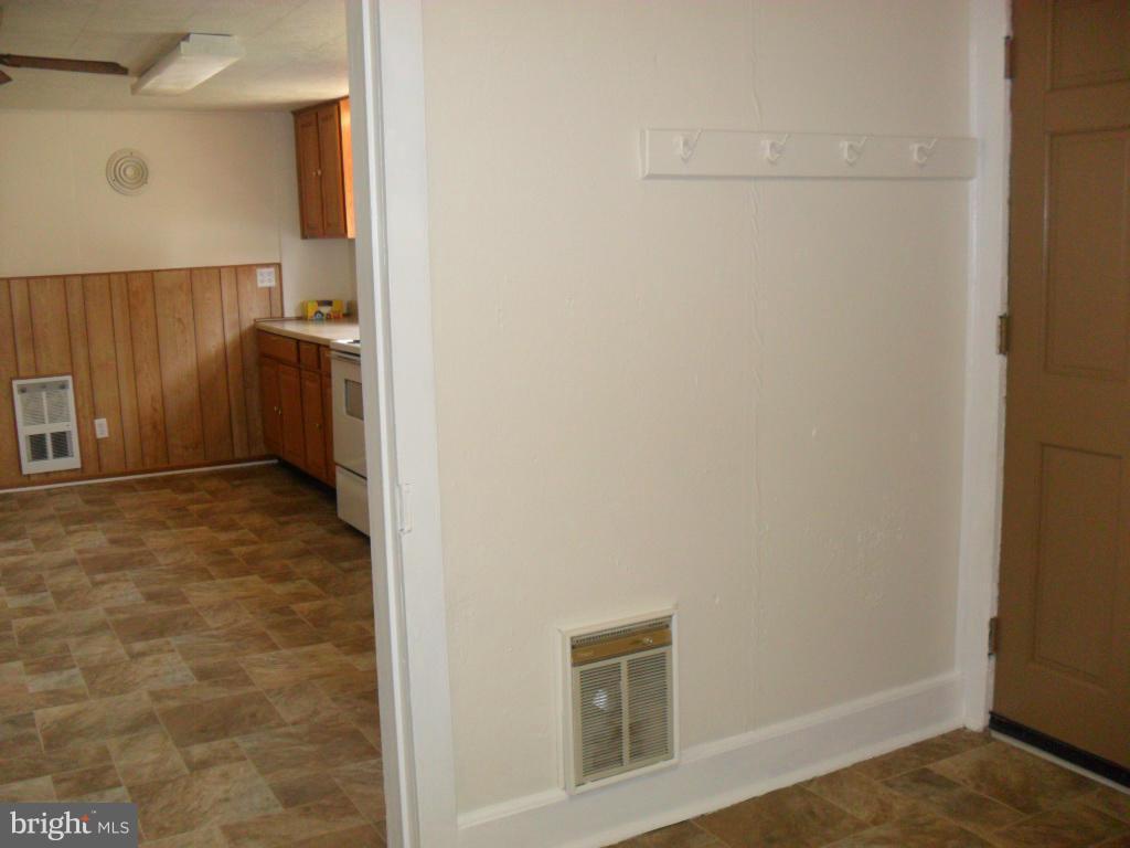5607 Tabler Station Road Inwood, WV 25428 - Photo 11 of 30 Interior (General)