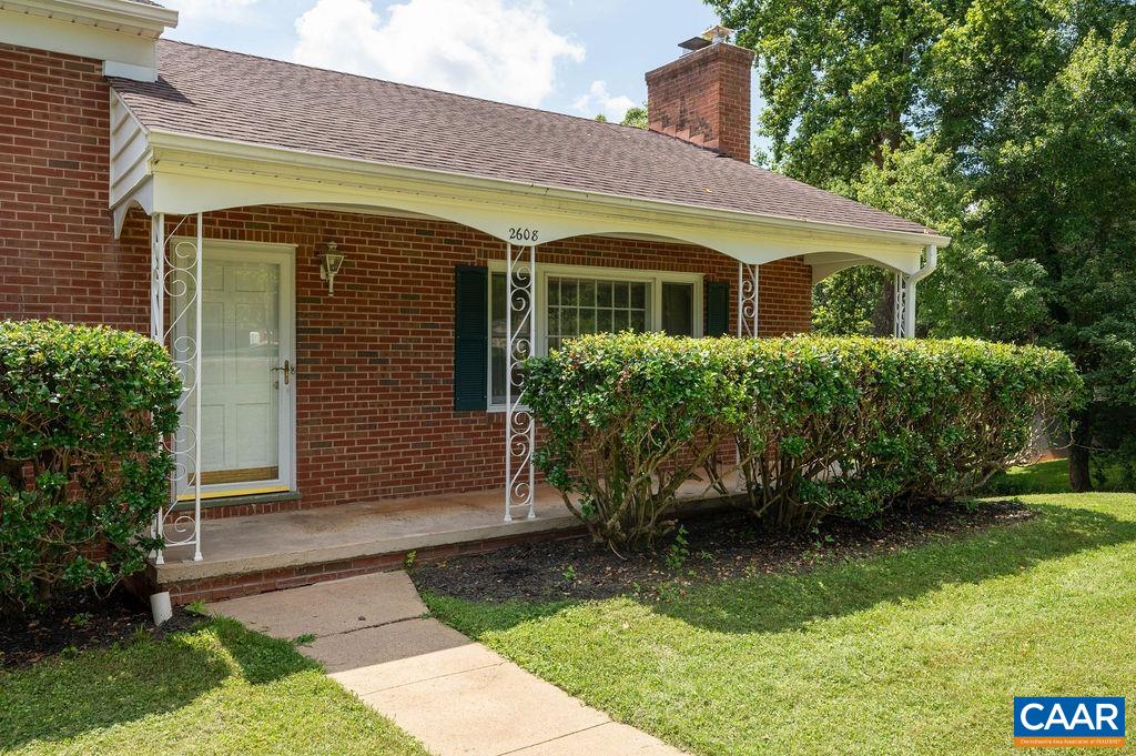 2608 Northfield Road Charlottesville, VA 22901 - Photo 4 of 27 a front view of a house with garden