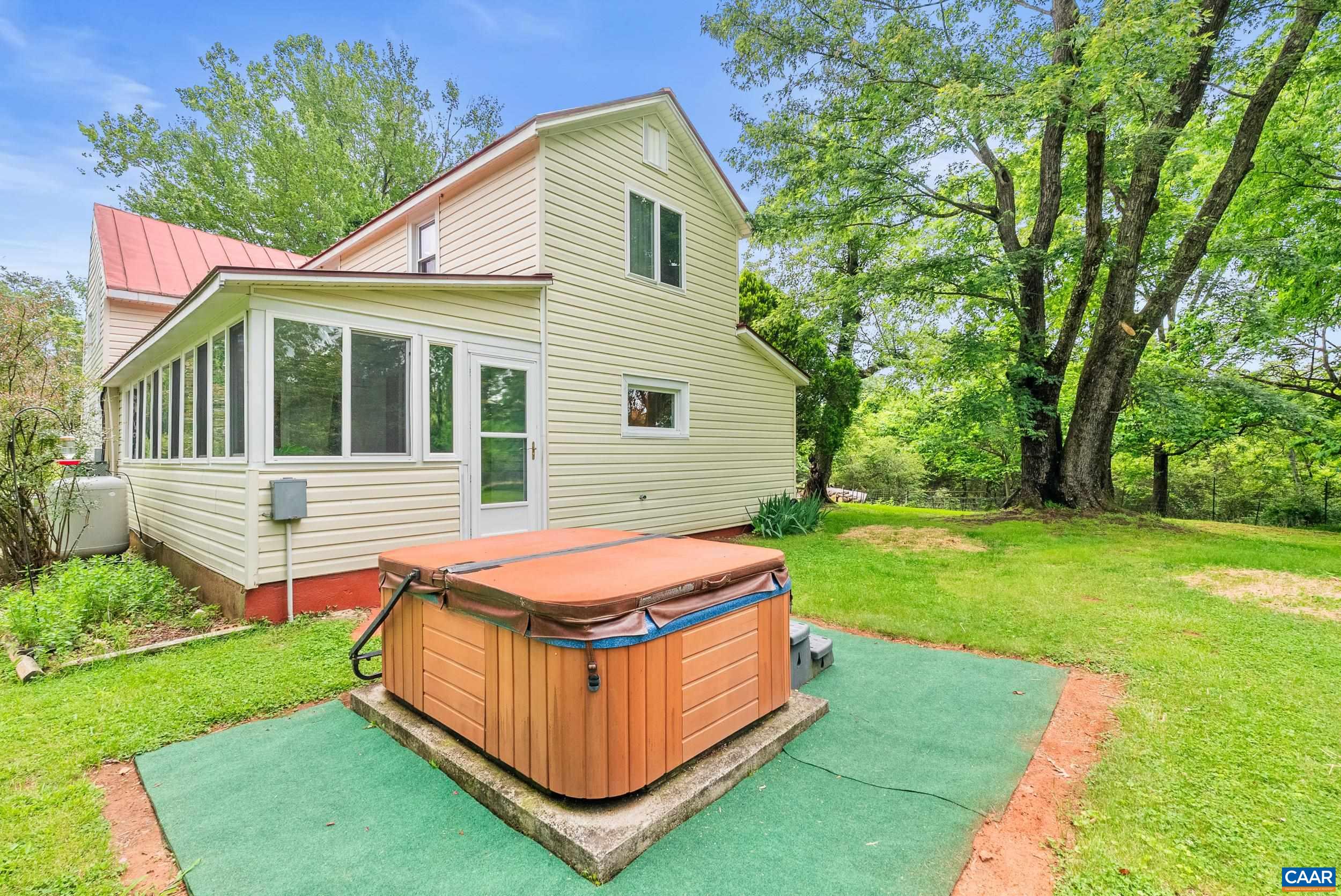 687 Gidsville Road Amherst, VA 24521 - Photo 52 of 70 a view of a house with a yard