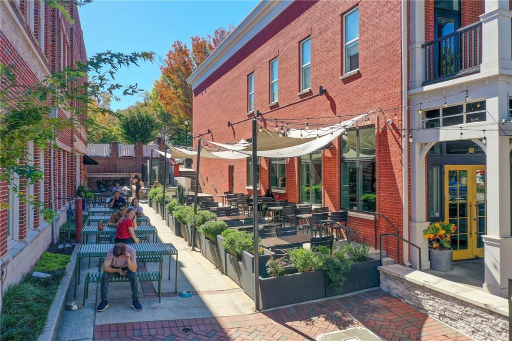 1395 Mid Broadwell Road Alpharetta, GA 30004 - Photo 29 of 67 a view of street with sitting area