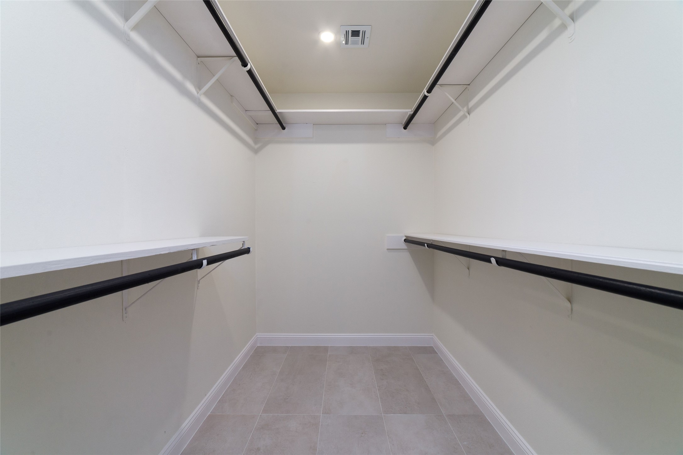 15651 Whitewater Lane Houston, TX 77079 - Photo 13 of 24 a view of an empty walk in closet