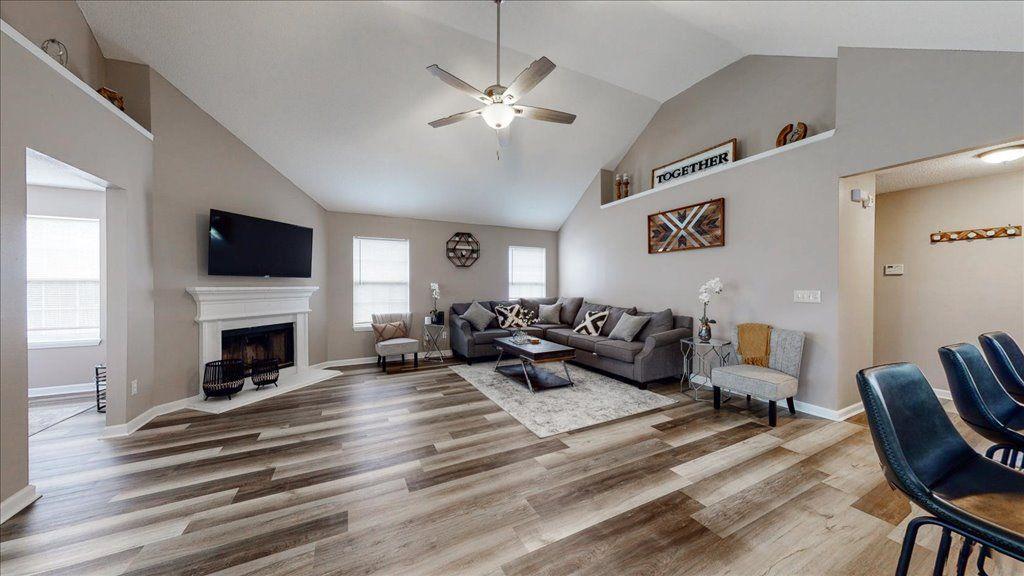 4931 Wilkins Station Drive Decatur, GA 30035 - Photo 3 of 32