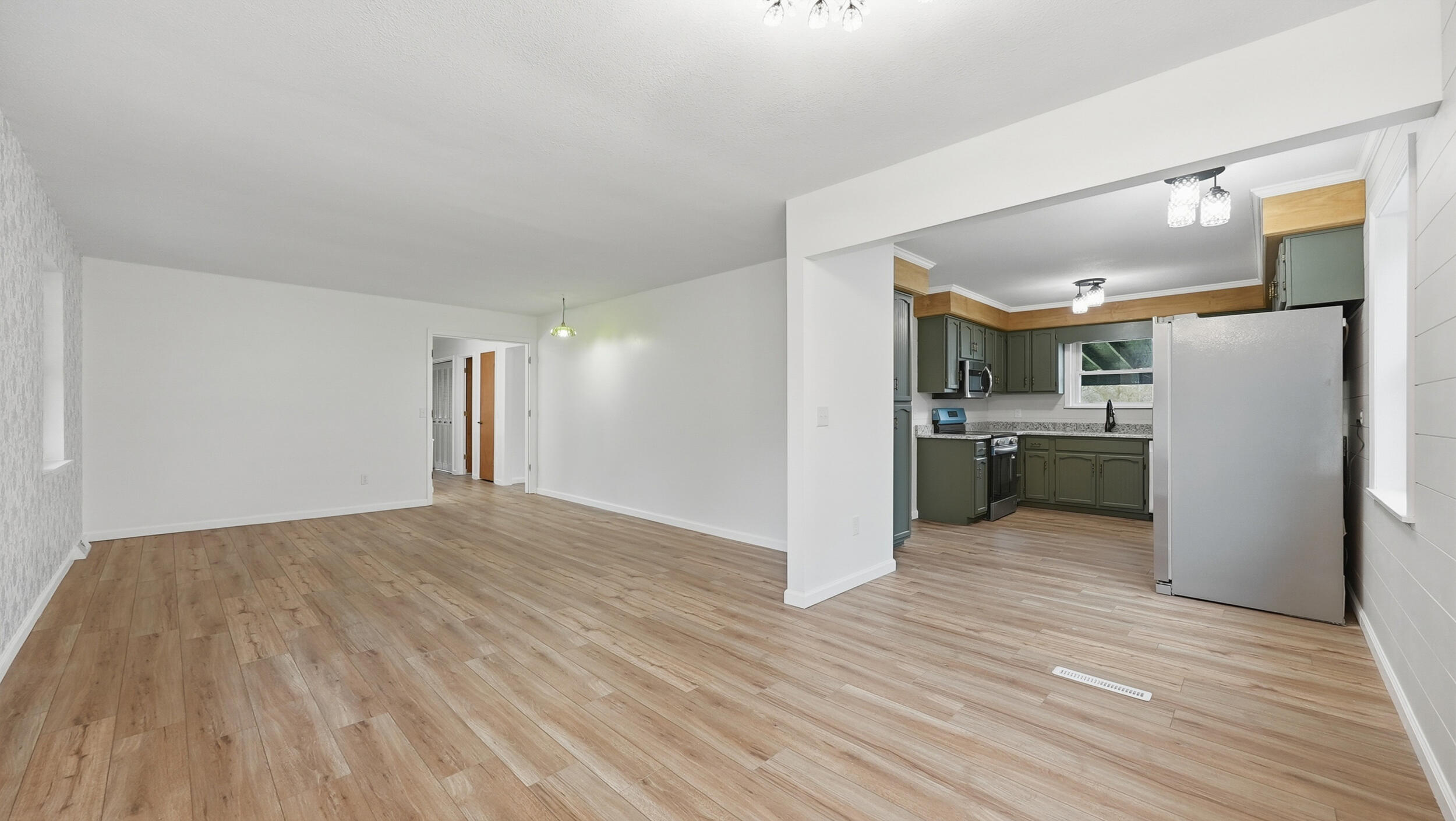 379 Pleasant View Circle Jasper, TN 37347 - Photo 9 of 32 379 pleasant view cir-9