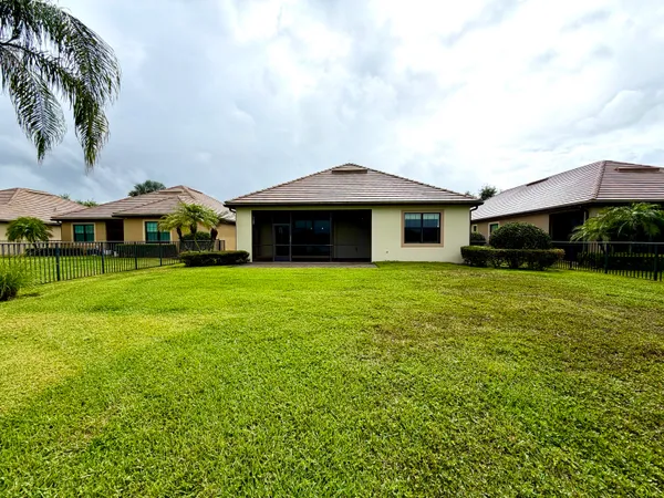 $5,100 | 2905 Siena Circle, Wellington, FL 33414