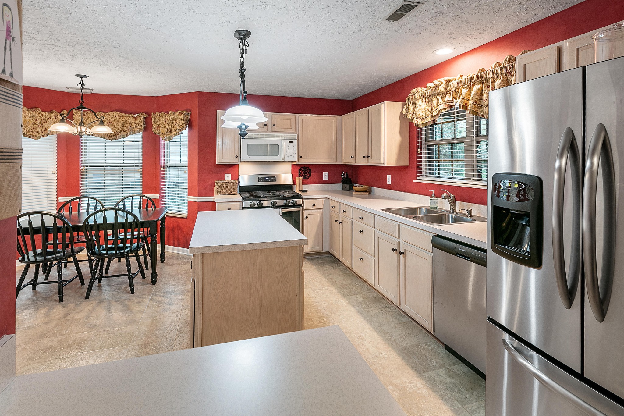 1157 Vale View Road Knoxville, TN 37922 - Photo 2 of 31 Gallery Image 2