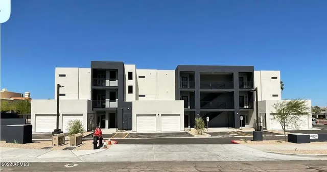 a view of a building entrance