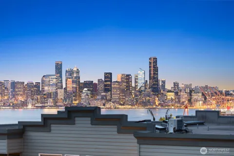 $750,000 | 2349 Harbor Avenue Southwest, Unit 701, Seattle, WA 98126