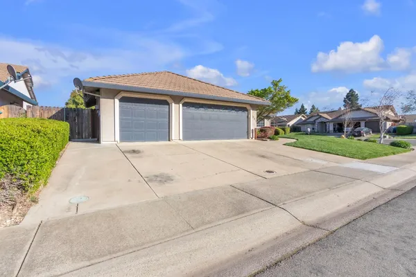 $447,777 | 1558 Sheena Court, Yuba City, CA 95993
