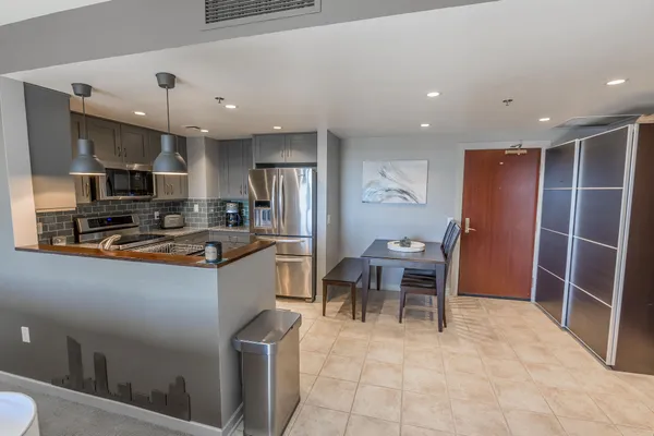 $349,900 | 103 Campau Avenue Northwest, Unit 1911, Grand Rapids, MI 49503