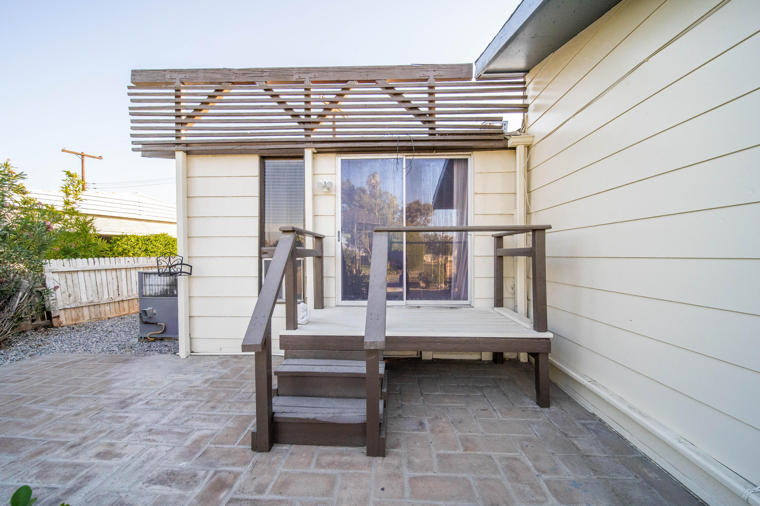 33440 Carlsbad Circle Thousand Palms, CA 92276 - Photo 35 of 52 a view of outdoor space and seating area