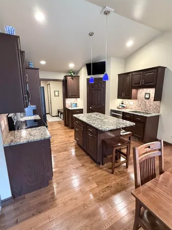 $499,900 | 2017 Morning Dew Lane, De Pere, WI 54115