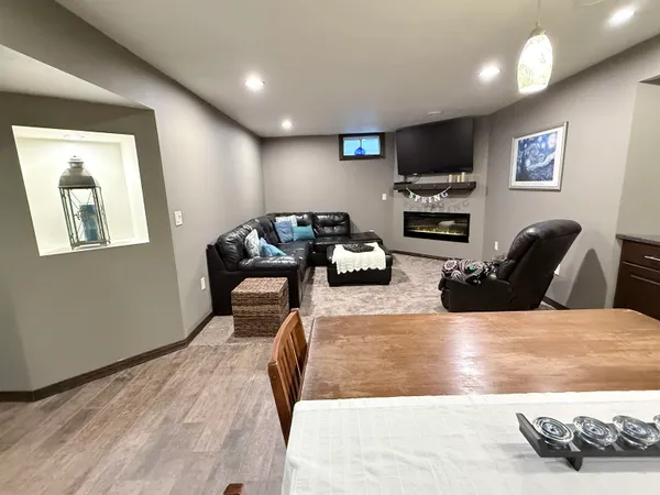 $499,900 | 2017 Morning Dew Lane, De Pere, WI 54115