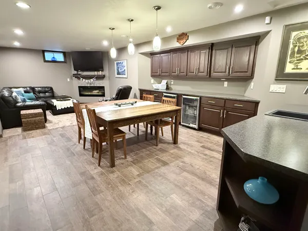 $499,900 | 2017 Morning Dew Lane, De Pere, WI 54115