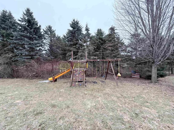 $499,900 | 2017 Morning Dew Lane, De Pere, WI 54115